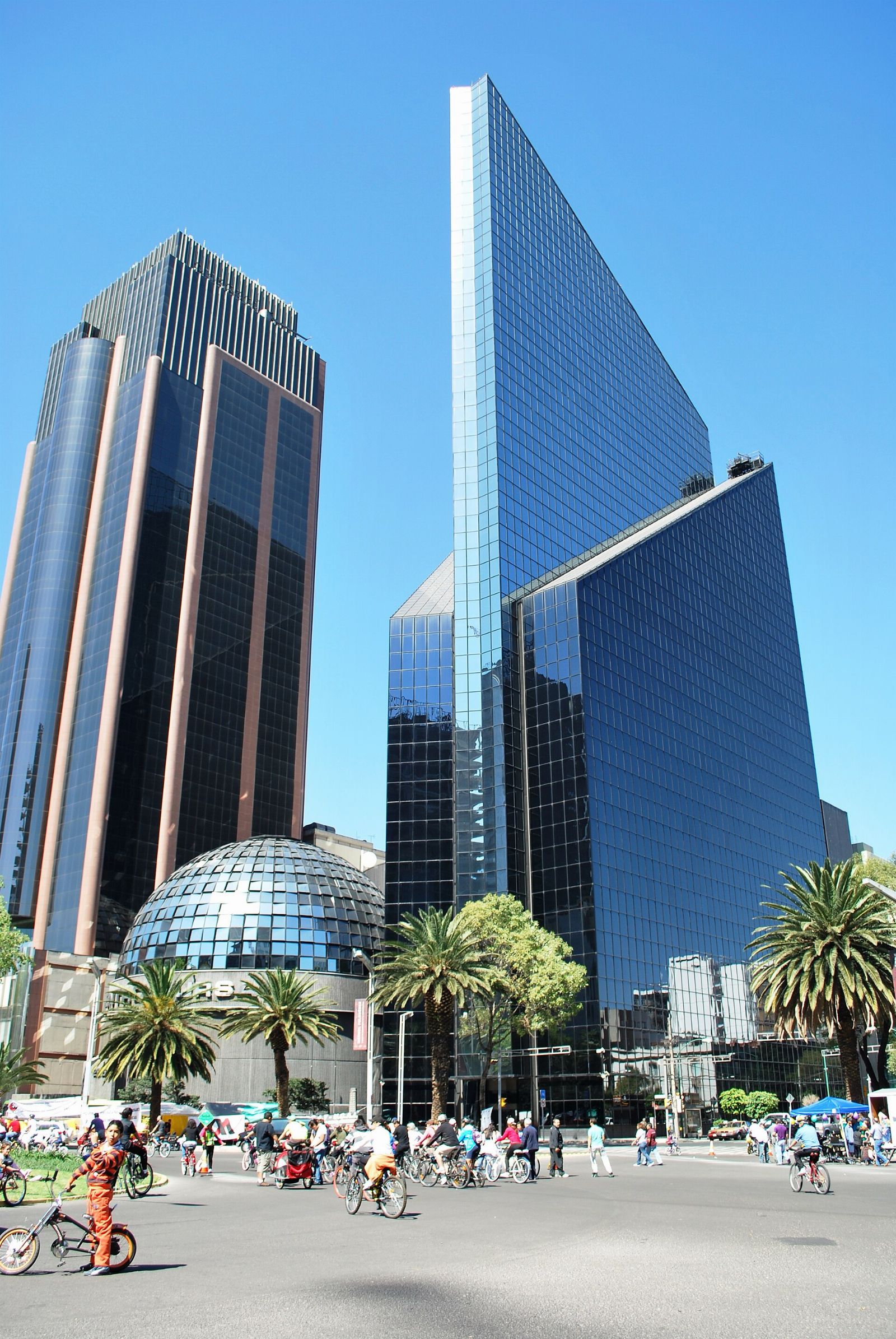 Edificio de la Bolsa Mexicana de Valores en Paseo de la Reforma, Ciudad de México