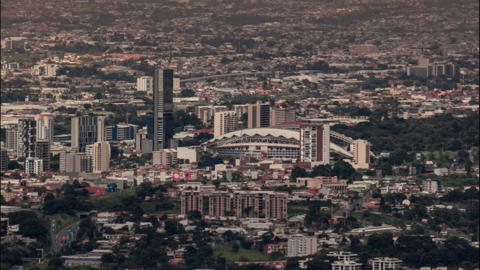 Costa Rica: Western Union, GSK y otras multinacionales recortan operaciones mientras sube el desempleo